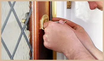 Elite Locksmith Services East Bridgewater, MA 508-657-3234 - 2-lockout-service